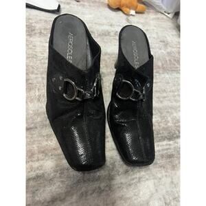 Black Aerosoles slide shoes dressy shiny nightlife going out sz 7.5 clog